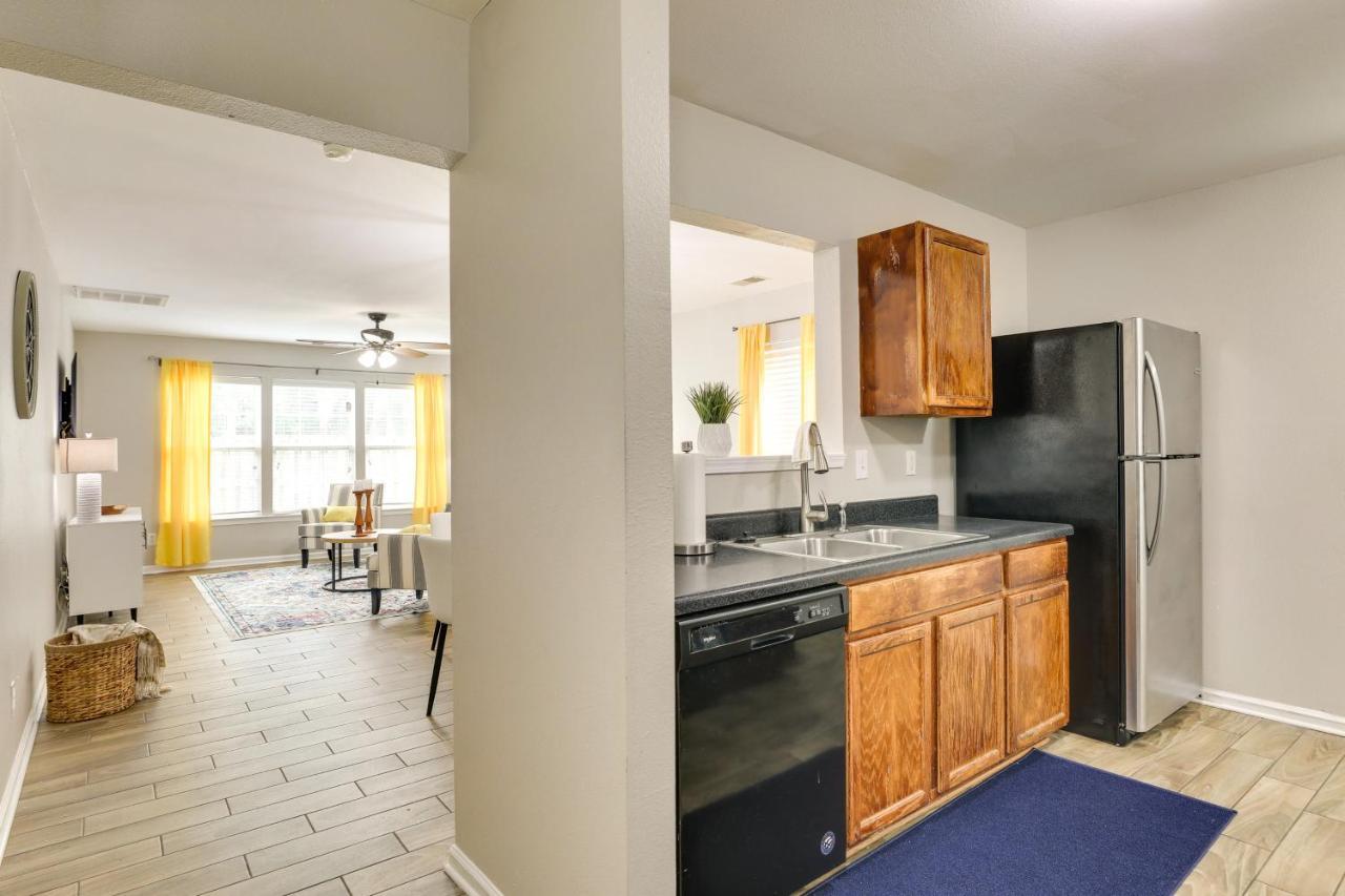 Charming North Charleston Townhome - Pets Welcome! 외부 사진