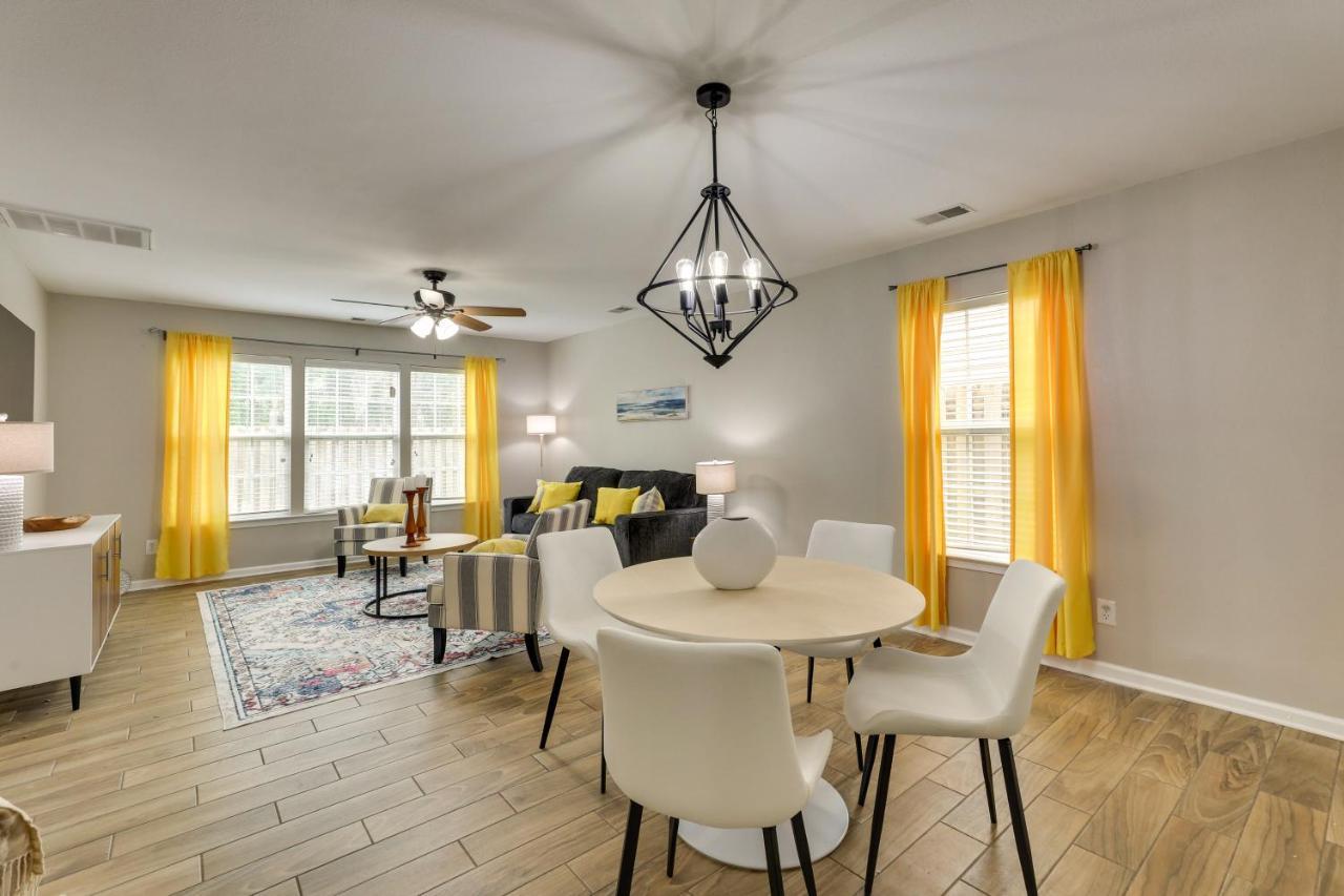 Charming North Charleston Townhome - Pets Welcome! 외부 사진